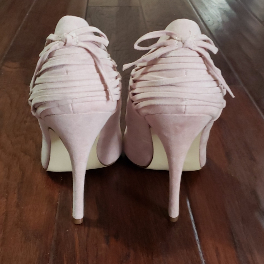 Shoes - Picture 2 of 4